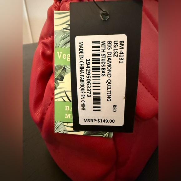 Badgley Mischka Shoulder Bag - Picture 3 of 8